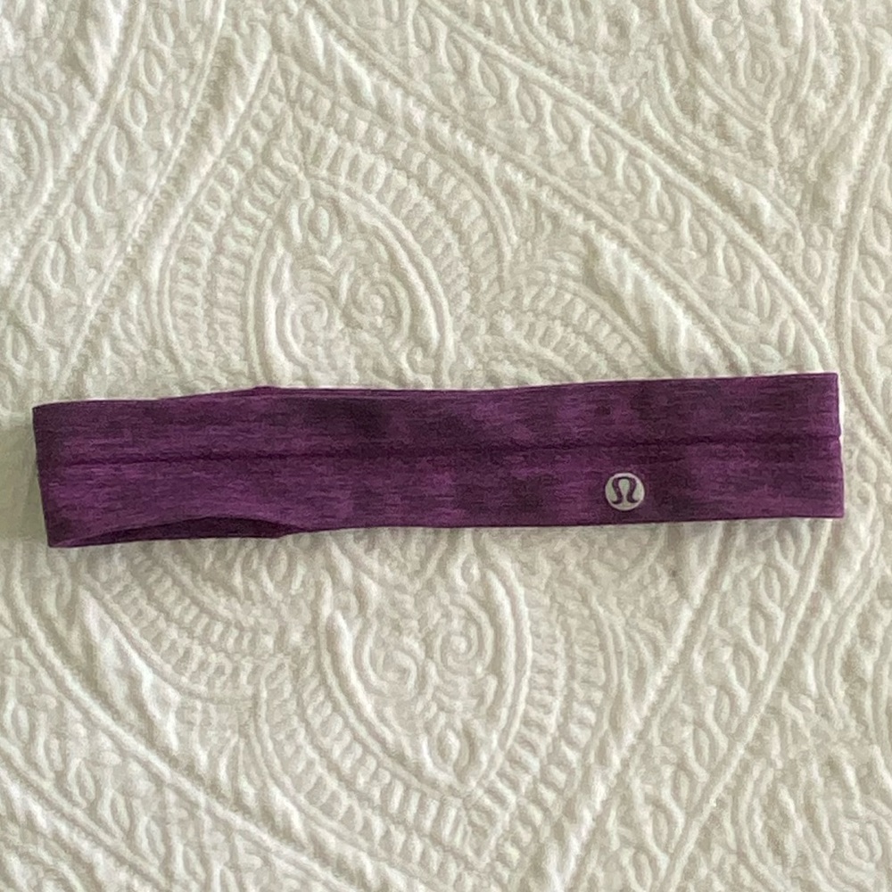 LuluLemon purple headband